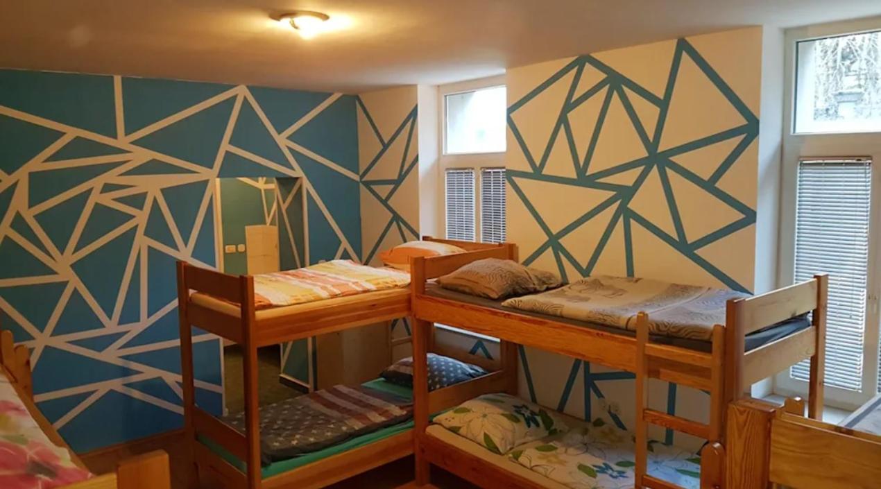 Bed in 10-Bed Mixed Dormitory Room